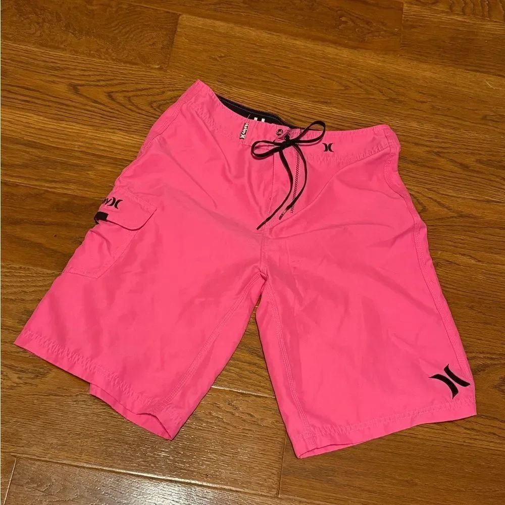 Pink Men’s Hurley brand Board Shorts with Logo size 28